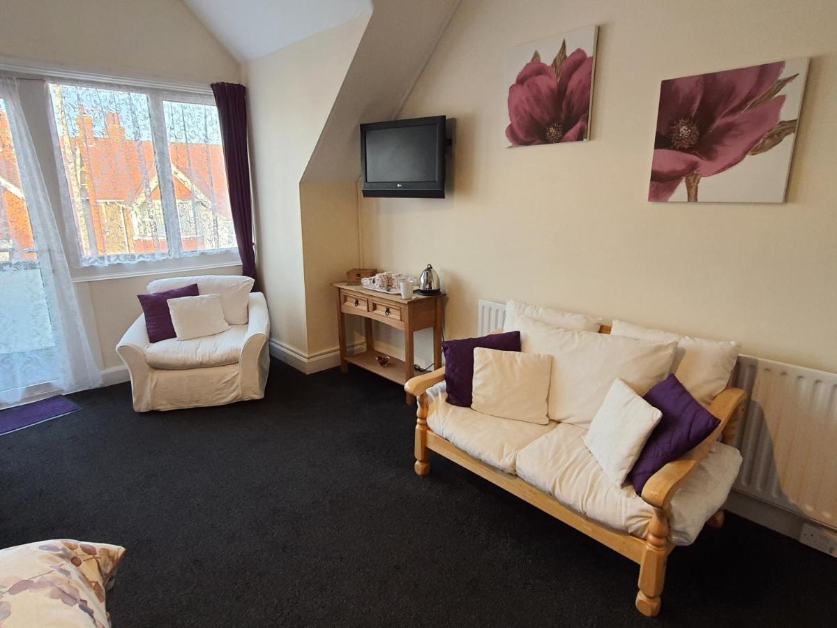 Caxton House Bed & Breakfast Skegness Eksteriør bilde